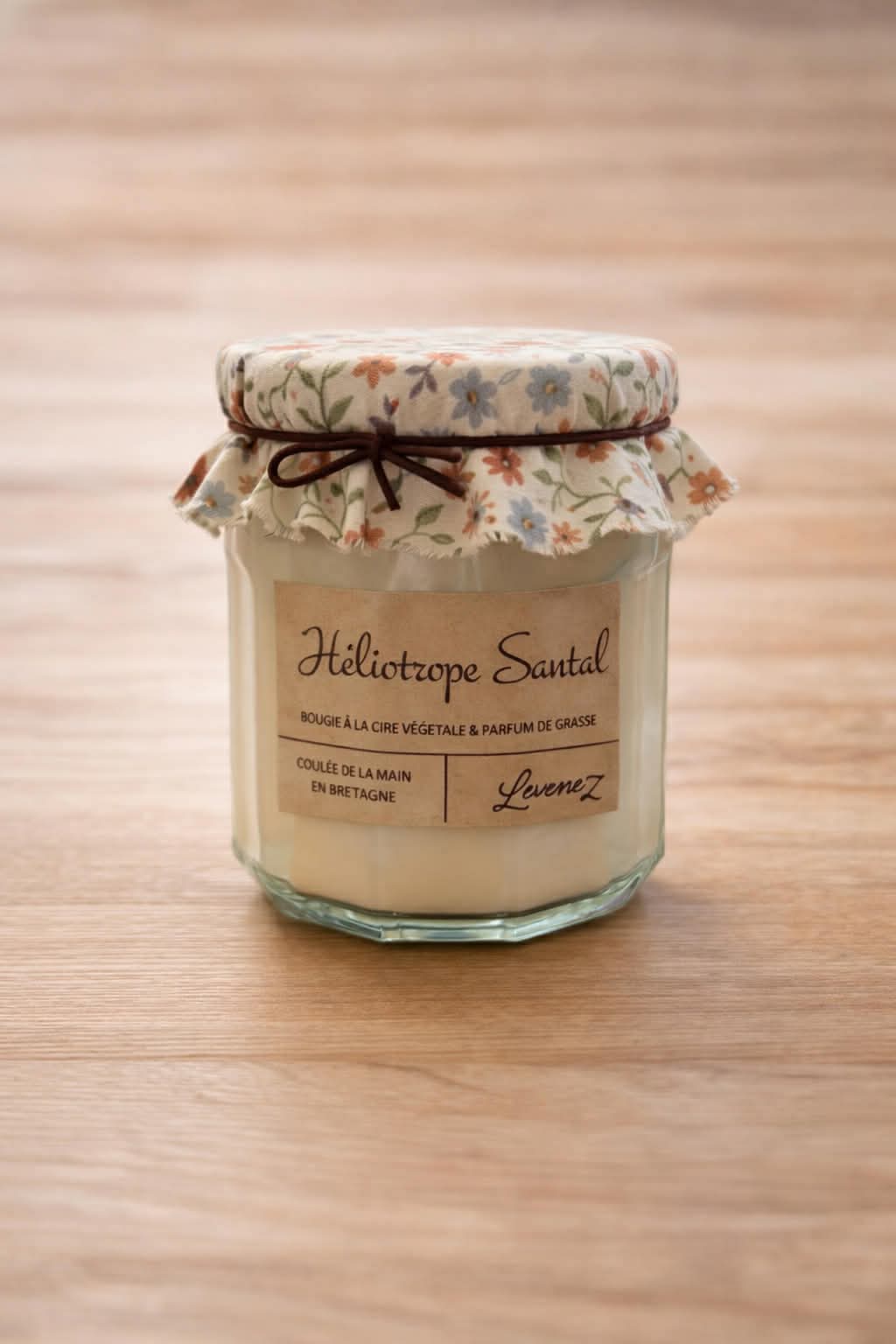 Bougie héliotrope santal