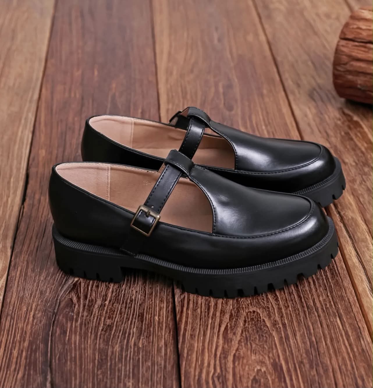CLARA – Babies noires à semelle chunky