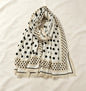 Foulard Colette – Écru & noir à pois