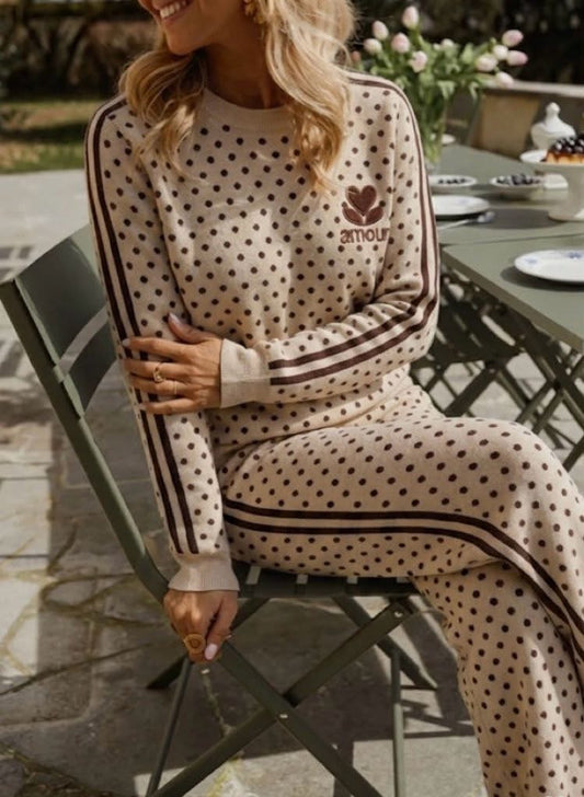 Pull Léa – Maille Amour & pois élégants