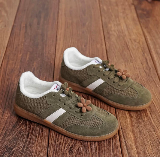 OLIVIA – Baskets rétro kaki fleuries