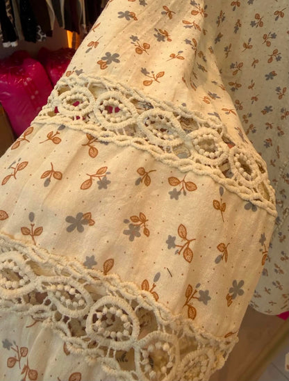 🌼 Blouse CÉLESTE – Écru fleuri