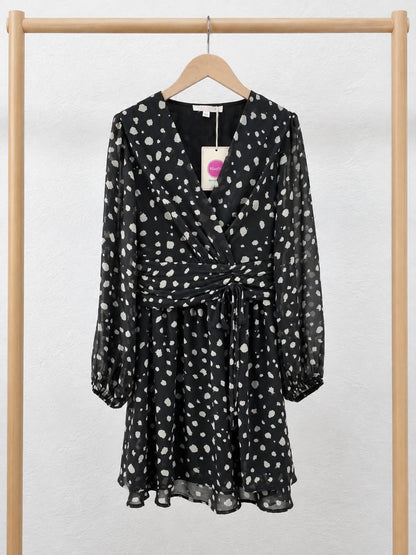 Robe Léana – Noire à pois écrus