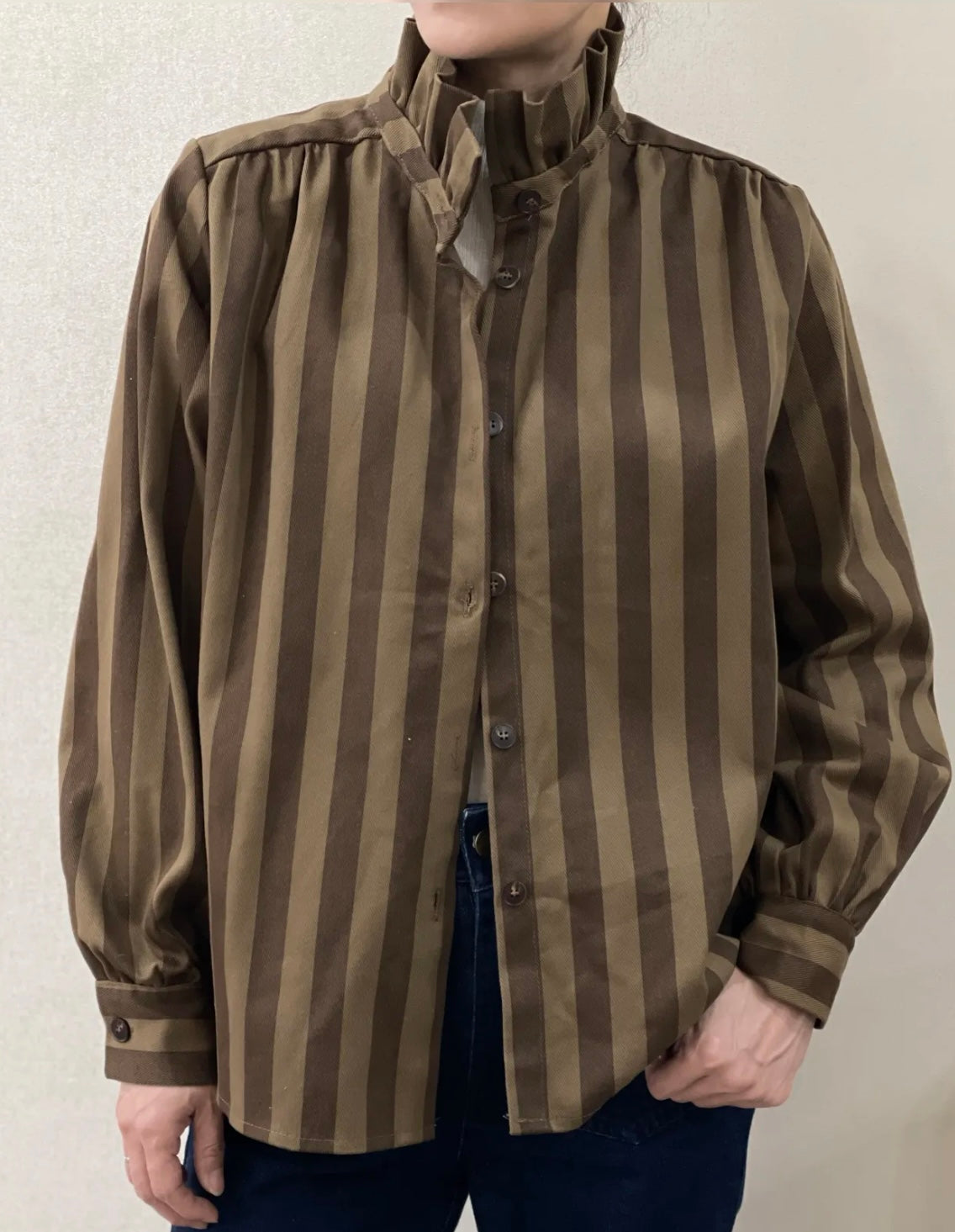 Chemise AGATHE – Rayures chocolat & kaki